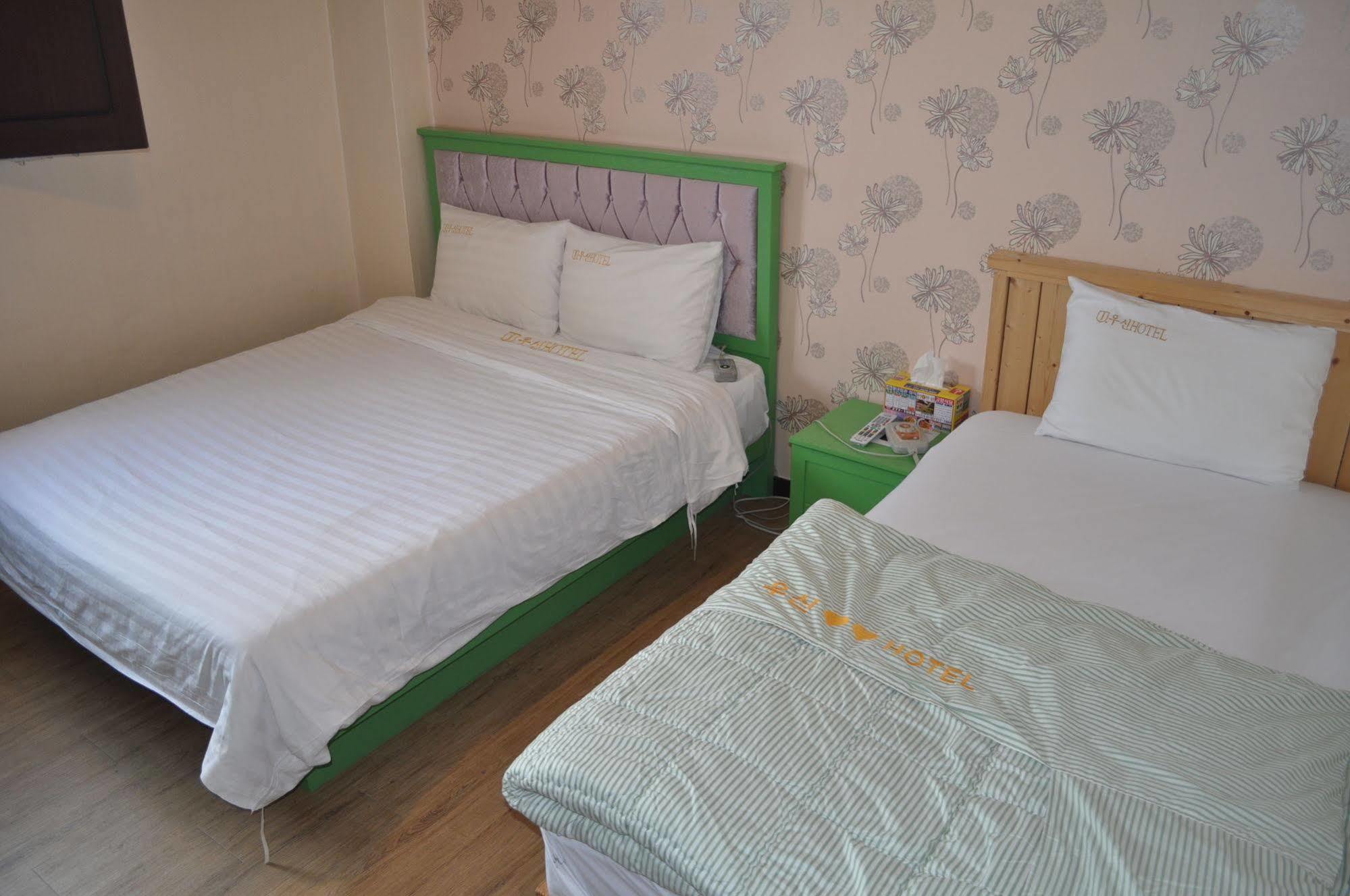Goodstay Woosin Hotel Чонджу Экстерьер фото